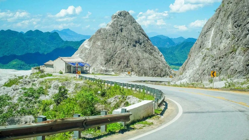 Ảnh 1 - lịch trình Cung đường di chuyển trong ngày từ Hà Nội đến Mộc Châu - với những điểm check-in siêu đẹp - Tripical | Travel planner App