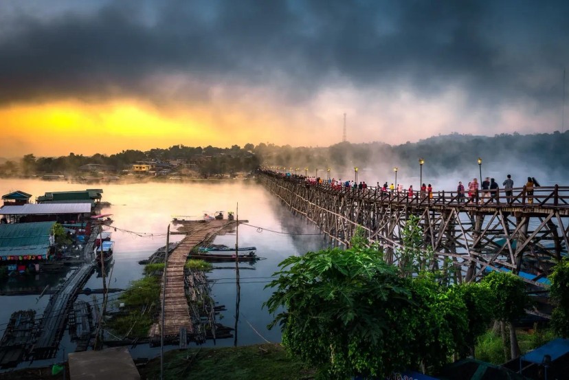 Ảnh 0 - lịch trình Sangklangburi - Ngôi làng "Thần Tiên" của Thái Lan - 2 ngày phượt "chill chill" và điểm đến thú vị - Tripical | Travel planner App